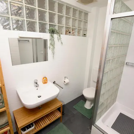 Naturblick 3 Moderne Mit Balkon Apartamento